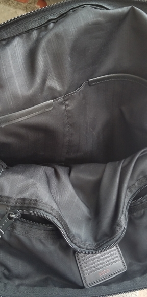 Tumi Satchel.  Laptop fits - Picture 5 of 6